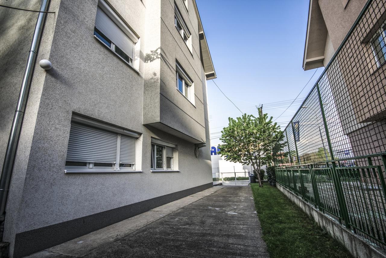 Apartments Ivan Ni Buitenkant foto